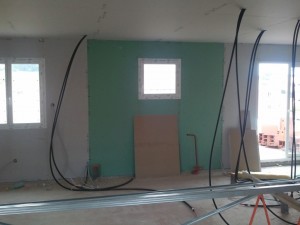 Placo hydrofuge dans la salle de bains